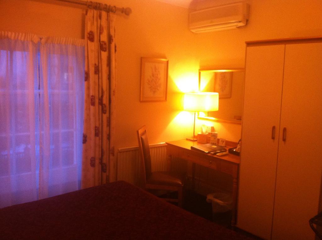 Lime Trees 3*